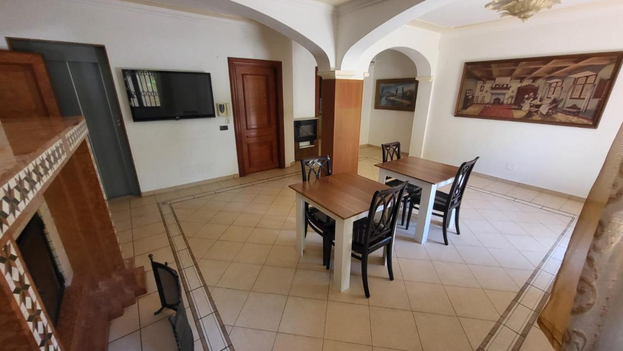פלרמו Villa Rosa מראה חיצוני תמונה