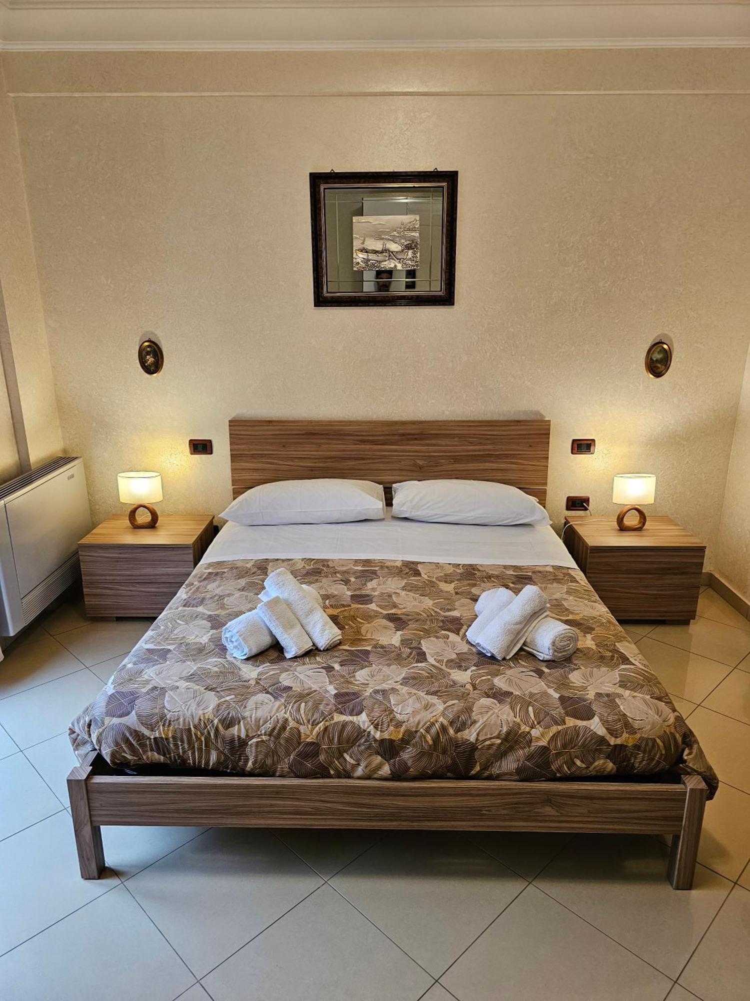 פלרמו Villa Rosa מראה חיצוני תמונה